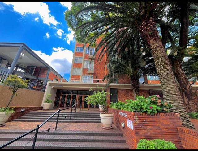 2 BEDROOM APARTMENT FOR SALE IN PARKTOWN